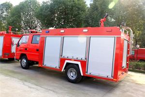 <span class=keywords><strong>Camion</strong></span> de pompiers de petit réservoir d'eau JMC à vendre - Product Image 3