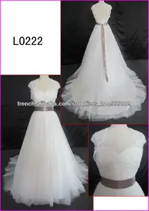 2014 guangzhou échantillon réel tulle robes de mariée a-ligne/mariée robe avec dentelle veste/boléro et ruban ceinture L0222