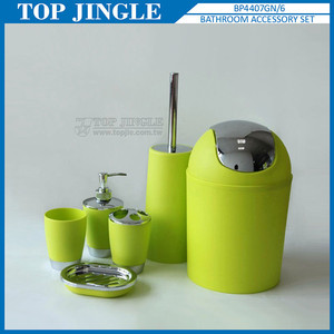 Conjunto completo de 6 piezas de accesorios de baño de hotel de plástico simple - Product Image 5