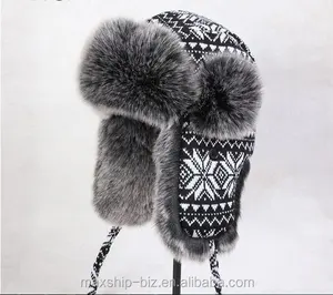 흑인과 백인 눈송이 겨울 소련과 러시아 모자 Ushanka