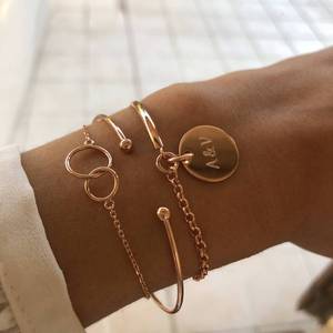 <span class=keywords><strong>Bracciale</strong></span> Minimalista Delicato Inspire Jewelry per <span class=keywords><strong>Donna</strong></span>, Gioiello in Acciaio Inossidabile Placcato Oro, <span class=keywords><strong>Bracciale</strong></span> a Catena Inciso per Uomo - Product Image 2