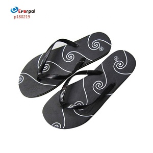 Infradito a spirale pantofole in <span class=keywords><strong>gomma</strong></span> nera all'ingrosso per le donne - Product Image 1