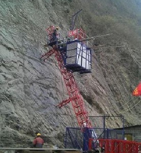 Elevador de Obra Curvo e Inclinado con Estructura Compacta, Máquina Elevadora de Materiales de Construcción, Precio de Fábrica - Product Image 1