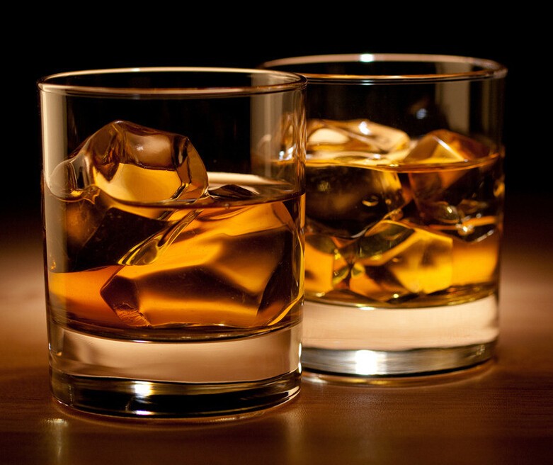 Factory direct supply square whiskey glass cup