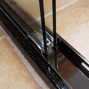 Foshan ruedas de deslizamiento mampara de ducha de acero inoxidable hecho en china - Product Image 3