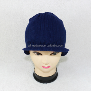 Mùa Đông Beany Dệt Kim 100% Len Mềm Mại Trượt Tuyết Euro Đỉnh Mũ Len Dệt Kim Với Hoa Văn Visor - Product Image 4