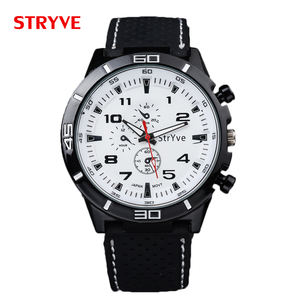 Orologio da Uomo Sportivo Stryve Design Racing con Cinturino in Silicone Nero Movimento al Quarzo Importato dal Giappone - Product Image 1