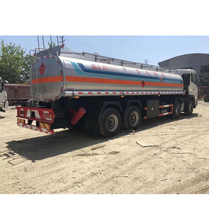 Tanque <span class=keywords><strong>de</strong></span> Almacenamiento <span class=keywords><strong>de</strong></span> Diésel <span class=keywords><strong>de</strong></span> 25000 Litros 8x4, Camión Cisterna <span class=keywords><strong>de</strong></span> Combustible Usado para la Venta - Product Image 4