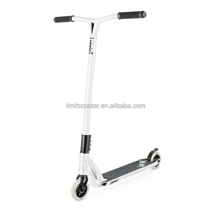 <span class=keywords><strong>Trottinette</strong></span> <span class=keywords><strong>freestyle</strong></span> pro de haute qualité Neo <span class=keywords><strong>Chrome</strong></span> Pro, <span class=keywords><strong>trottinette</strong></span> <span class=keywords><strong>freestyle</strong></span> pro arc-en-ciel - Product Image 3