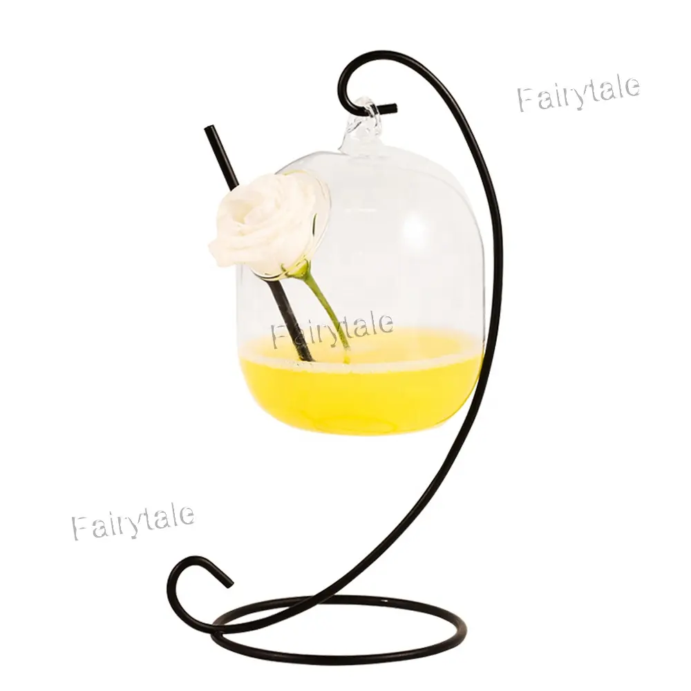 2021 New Creative Hang able Glass Cup Unique Hanging Cocktail Glass Large Cocktail Glass