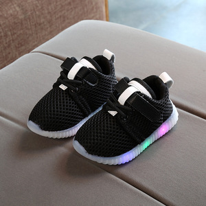 <span class=keywords><strong>Zapatillas</strong></span> Brillantes, Nueva Moda Infantil, Zapatos Casuales de Primavera, <span class=keywords><strong>Zapatillas</strong></span> con Luces LED Intermitentes, <span class=keywords><strong>Zapatillas</strong></span> Luminosas para Niños y <span class=keywords><strong>Niñas</strong></span> - Product Image 2