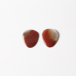 2019 Yiwu En stock Vente en gros Médiators de guitare en pierre précieuse blanche Accessoires de guitare à vendre avec faible MOQ - Product Image 4