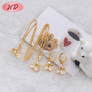 18K Goud Afrikaanse Dieren En Seks Beeld Vrouwen Sieraden Set Kettingen En Oorbellen - Product Image 2