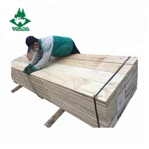 Laminato impiallacciatura di pino legno impalcatura boards in Cina