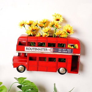Decoración de Pared Creativa Retro con Diseño de Autobús de Londres <span class=keywords><strong>Vintage</strong></span>, <span class=keywords><strong>para</strong></span> Flores Artificiales, Manualidades de Metal, Decoración <span class=keywords><strong>para</strong></span> Bares, <span class=keywords><strong>Restaurantes</strong></span>, Hogar y Jardín - Product Image 1