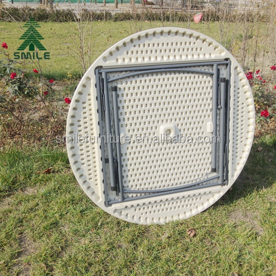 Cheap Sturdy Portable Round Plastic Folding Tables Used for Outdoor Dining Picnic