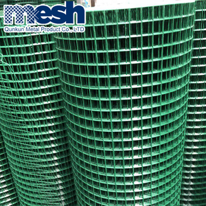 6 Gauge PVC Kaplı Kaynaklı Tel Örgü Galvanizli Demir Tel Kare Delikli Dış Mekan Kullanımı İçin 5-10 Yıl Kullanım Ömrü Özelleştirilebilir Rulo - Product Image 4