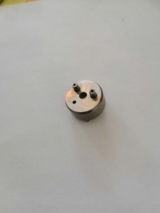 Carburante iniettore <span class=keywords><strong>spacer</strong></span> 2430134023 2430136023 2430136085 2430136145 per il motore diesel - Product Image 3