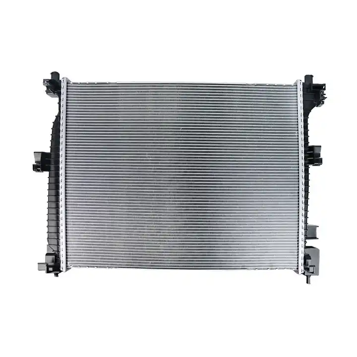 Car Accessories Auto Part Truck Engine Cooling System Radiator