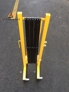 Geçici park kalabalık kontrol açık Retractab standı yol güvenliği ürünleri trafik taşınabilir katlanır genişletilebilir bariyer - Product Image 2