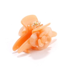 Pinzas de Pelo Elegantes con Forma de Cangrejo, Horquillas de Acetato de Lujo, Pinzas de Pelo Decorativas con Flores de Alta Calidad - Product Image 5
