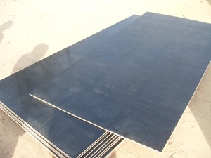 El <span class=keywords><strong>Terciado</strong></span> <span class=keywords><strong>Moldaje</strong></span> es un producto fabricado con láminas debobinadas de pino y unidas con adhesivo fenólico - Product Image 2