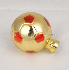 Fournir des pièces <span class=keywords><strong>de</strong></span> trophée <span class=keywords><strong>de</strong></span> <span class=keywords><strong>ballon</strong></span> <span class=keywords><strong>de</strong></span> football en or pour <span class=keywords><strong>2018</strong></span> Souvenirs Souvenir - Product Image 2