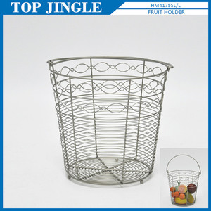 Corbeille de fruits conique de grande forme de fil de revêtement argenté - Product Image 1