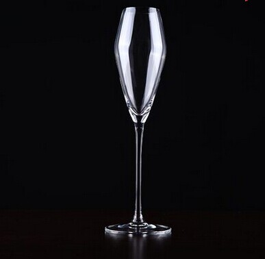 Haonai man blown special designed glass champagne flute