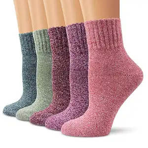 Altmodische Mädchen Winters ocken gestrickte Wolle lässige Socken dicke warme farbige Socken