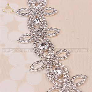 Wholesale Silver Flower Shape <strong>Crystal</strong> <strong>Chain</strong> <strong>for</strong> Jewelry Decorative Trim <strong>Fancy</strong> Accessory Clothing Rhinestone Cup <strong>Chain</strong> - Product Image 6