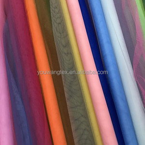 Venta al por mayor de telas de moda 100% poliéster tejido de tul rígido - Product Image 1
