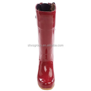 الحصان تصميم فريد المرأة طويلة أحذية المطر المطاطية - Product Image 6