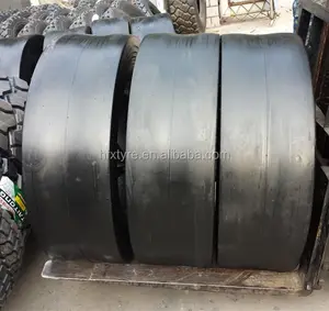 Rouleau de route de haute qualité pneu 900-20 1100-20 13/80R20 C-1 lisse motif biais otr pneus