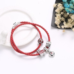 MD-009 encanto <span class=keywords><strong>amor</strong></span> corazón rojo LETHER mano una buena suerte bolas pulsera - Product Image 4