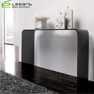 Table <span class=keywords><strong>console</strong></span> <span class=keywords><strong>en</strong></span> <span class=keywords><strong>verre</strong></span> cintré gris avec bord incurvé / Table <span class=keywords><strong>haute</strong></span> <span class=keywords><strong>en</strong></span> <span class=keywords><strong>verre</strong></span> - Product Image 2