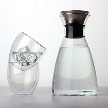 1L/1.5L round glass water jug with lid borosilicate glass beverage carafe hot cold water jug