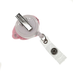 Porte-badge rétractable en feutre <span class=keywords><strong>rose</strong></span> médical en forme de cœur avec clip pour infirmière, stéthoscope, cadeau pour hôpital, accessoires de <span class=keywords><strong>bureau</strong></span> - Product Image 3