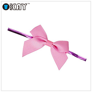OKAY Top 10 Petits nœuds pré-noués <span class=keywords><strong>en</strong></span> <span class=keywords><strong>ruban</strong></span> <span class=keywords><strong>de</strong></span> satin doré pour cadeaux - Product Image 5