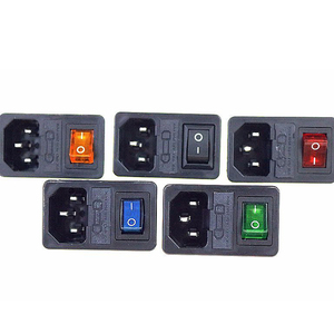<span class=keywords><strong>Presa</strong></span> <span class=keywords><strong>di</strong></span> Alimentazione Maschio IEC320 C14 a 4 Pin 10A 250V <span class=keywords><strong>con</strong></span> Interruttore e <span class=keywords><strong>Fusibile</strong></span> - Product Image 2