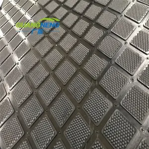 Suelo de goma lavable estable Antideslizante Roll Stall Tile Matting con servicio de procesamiento de moldeo