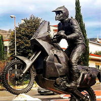 Sculpture de monument en bronze grandeur nature personnalisée, statue de motocycliste de rallye routier italien Fabrizio Meoni