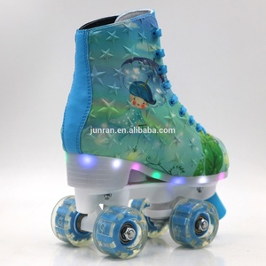 <span class=keywords><strong>Pattini</strong></span> a rotelle doppi da Skate a cinque punte con stella a cinque punte da sogno di vendita calda In fabbrica con luce nella suola - Product Image 2
