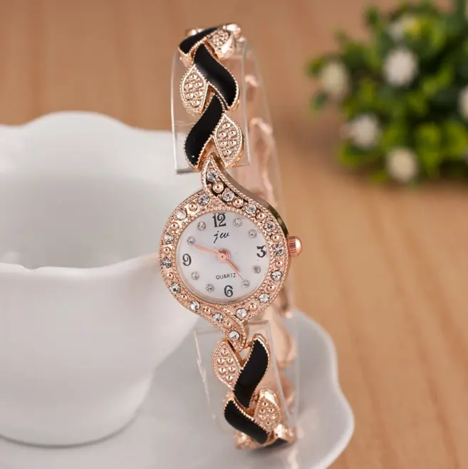 Cheap Dress gold ladies casual women bracelet watch Crystal special round dial luxury decorative wrist watch for women