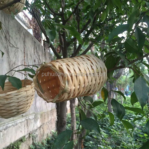 Casa di uccelli in bambù lavorata - Product Image 5