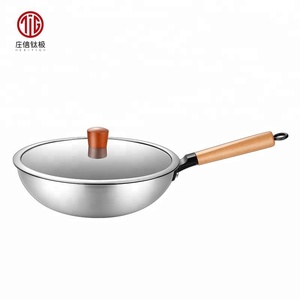 กระทะจีนเคลือบไทเทเนียมคุณภาพเยี่ยม ขนาด 32 ซม. สำหรับใช้ในครัว - Product Image 4