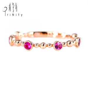 Couleur naturelle Pierre Gemme Saphir Rose Vintage Style Fantaisie Diamant Bague en Or Rose 18K Bijoux En Gros