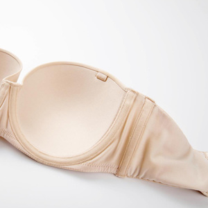 <span class=keywords><strong>Reggiseno</strong></span> Modellante <span class=keywords><strong>Senza</strong></span> <span class=keywords><strong>Spalline</strong></span> <span class=keywords><strong>con</strong></span> <span class=keywords><strong>Ferretto</strong></span> e Imbottitura Completa Traspirante per Donna - Product Image 6