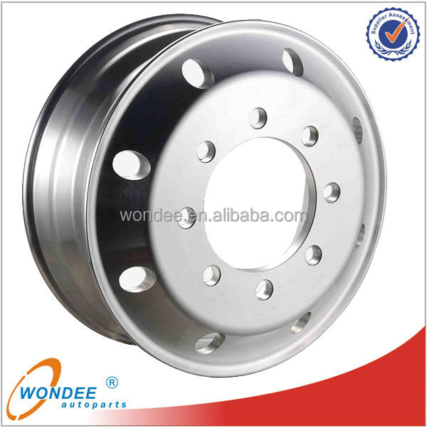 Modelo 3d Juego De Ruedas De Camión De Tracción 2wd Escala 1 A 25