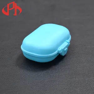 Sản Xuất Kẹo Màu Y Học Pill Box Một Ngày Nhựa Pill Container Với Khóa Chất Lượng Cao